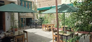 کافه گالری هورا