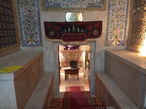حمام موزه سیم و زر کرمان