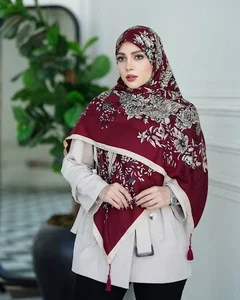 شال و روسری کاشان مد