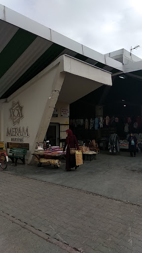 Melikşah Çarşamba Pazarı