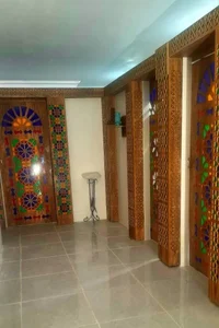 مرکزتخصصی ماساژ پنجه طلایی 5