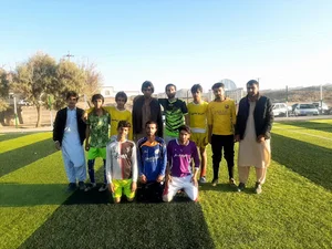 زمین فوتبال چمن مصنوعی کوثر