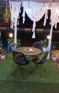 قهوه‌خانه و ساندویچی وشنا