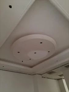 نقاشی و رنگ ساختمان عظیمی