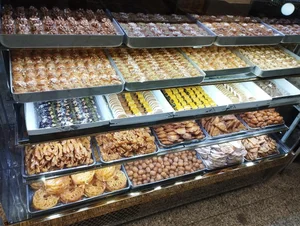 نان و شیرینی اصل تبریز 5
