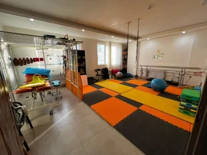 کاردرمانی و گفتاردرمانی مهر 4