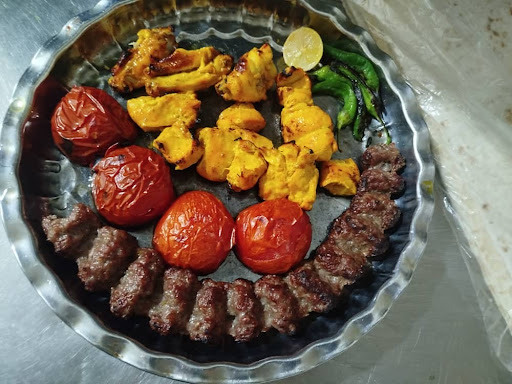 کترینگ زمرد