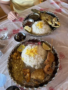 رستوران و اقامتگاه بوم گردی کاریز