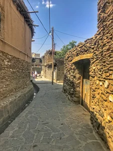 روستای ورکانه همدان؛ قدم‌زدن در تاریخ رنسانسی ایران | مجله علی بابا