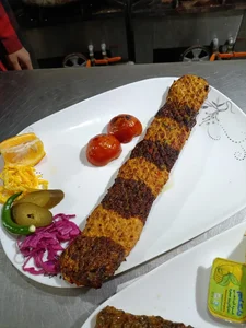 غذای سنتی نیاوران 3