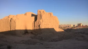 تپه باستانی پوئینک