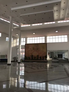 ساختمان دکتر ابریشم چیان