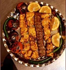 چلوکبابی بختیاری 2