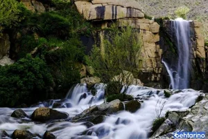 آبشار گنجنامه همدان 2