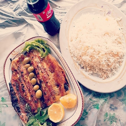 رستوران ماهی کبابی ساحل قلعه نو کلات