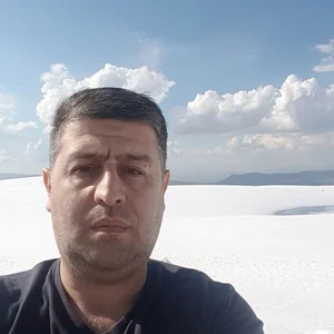 بازرگانی خاور بنز رزمی