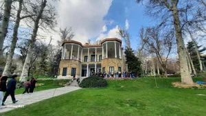 مجموعه فرهنگی تاریخی نیاوران