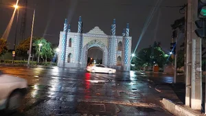 بنای نمادین دروازه غار