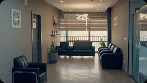 کلینیک لیزر و زیبایی کاملیا