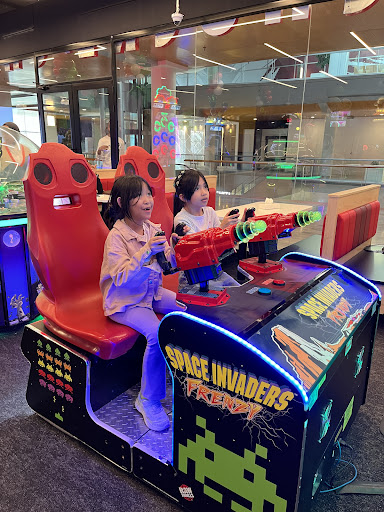 Chuck E Cheese | تشكي تشيز