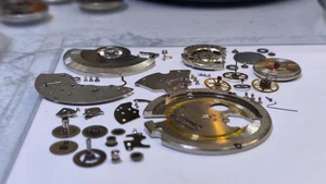 فروشگاه ساعت و بدلیجات ایستگاه 4