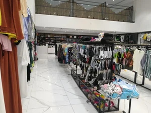 فروشگاه پوشاک لبخند 4