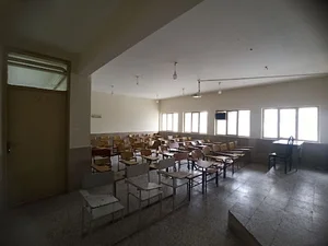 دبیرستان پسرانه دانشگاه