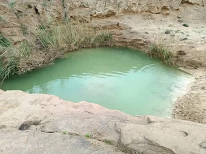 چشمه اب چاه‌تلخ