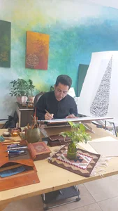 آموزش خوشنویسی و نقاشیخط