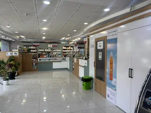 داروخانه دکتر مدرسی - دکتر آشوری