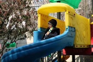 golchin kid house (خانه کودک گلچین) 3