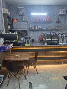 کافه بلوط 2