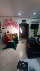 دکتر حمیدرضا مختاری،کلینیک زیبایی آوان