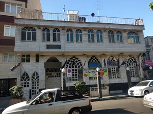 مسجد امام موسی ابن جعفر (ع) ( حسینیه حاج آقایی های مقیم مرکز)