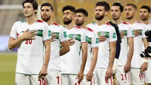 فوتبال ایران و الجزایر؛ خط دفاع لرزانی که نگران کننده است - BBC ...