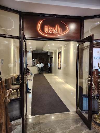 Tiesh by Lakmini Kandy (Pvt) Ltd