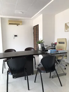 آموزشگاه زبان پورذاکر