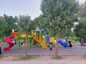 پارک مادر 2