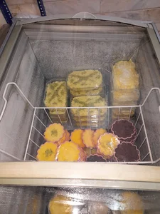 بستنی خامه ای شجاع