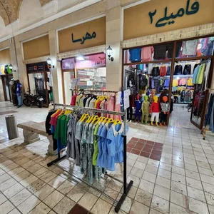 بازار بزرگ زرنگار