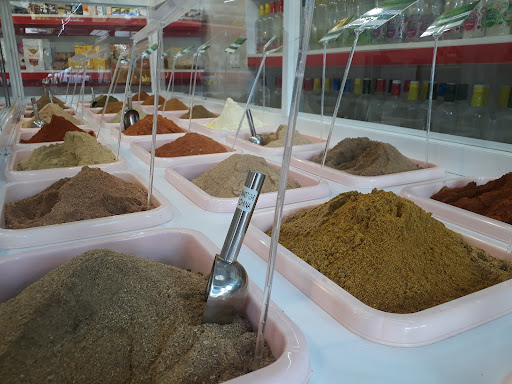 ادویه مارکت تک