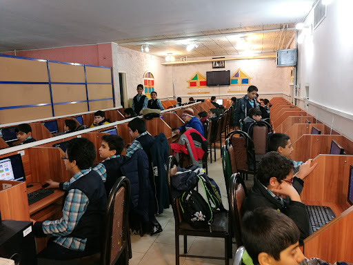 دبستان شهید بهشتی