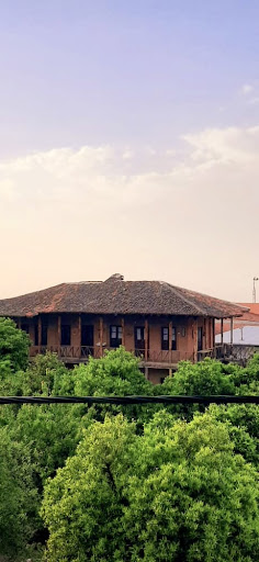 اقامتگاه بومگردی عمارت بیک