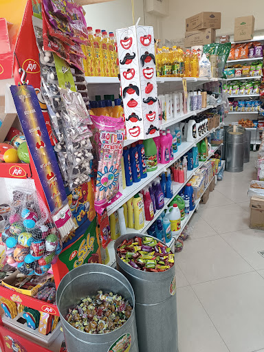 سوپرمارکت شبانه روزی پرند