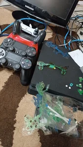 خدمات بازی و کنسول PS4