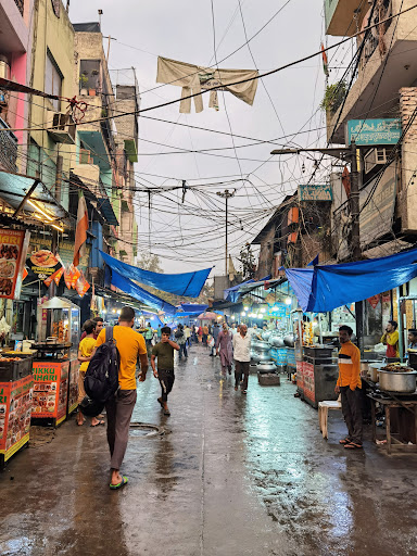 Nizamuddin West