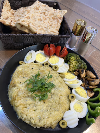 سفره خانه سنتی مادرمه