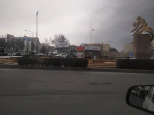 فلافل ونیز شعبه میدان سنندج