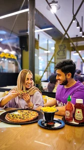 کافی شاپ محام