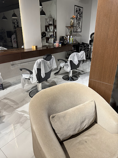 صالون لونا لتزيين النسائي luna salon & spa